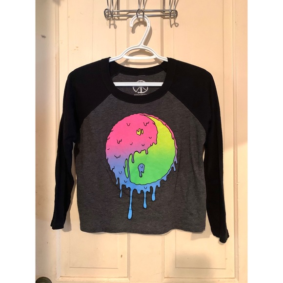 Yin Yang Shirt - Picture 2 of 3